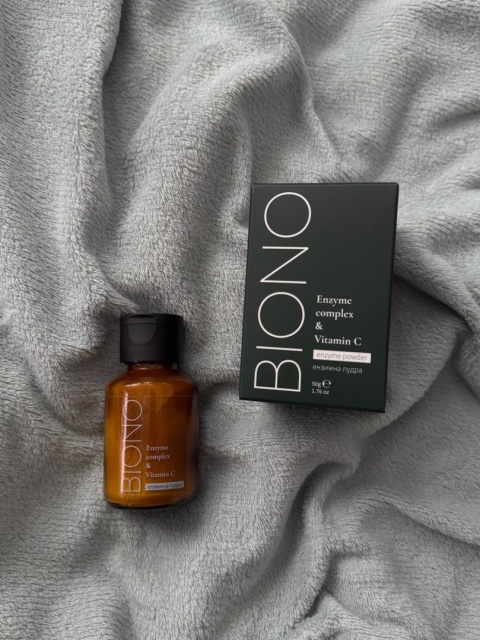 Enzymatyczny puder z witaminą C